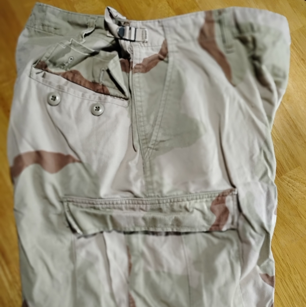 Men's Cargo Pants in Desert Camo - Durable Tactical Style